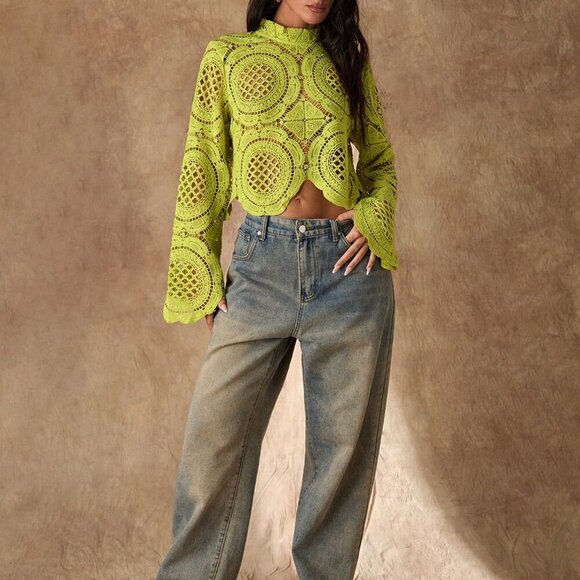 Green Boho Womens Long Sleeve Sheer Hollow Out Flower Inlay Blouse - Picture 3 of 6